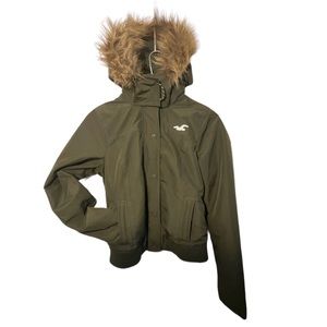Hollister All-Weather Bomber Jacket Faux Fur Hood Waterproof Women’s M Olive